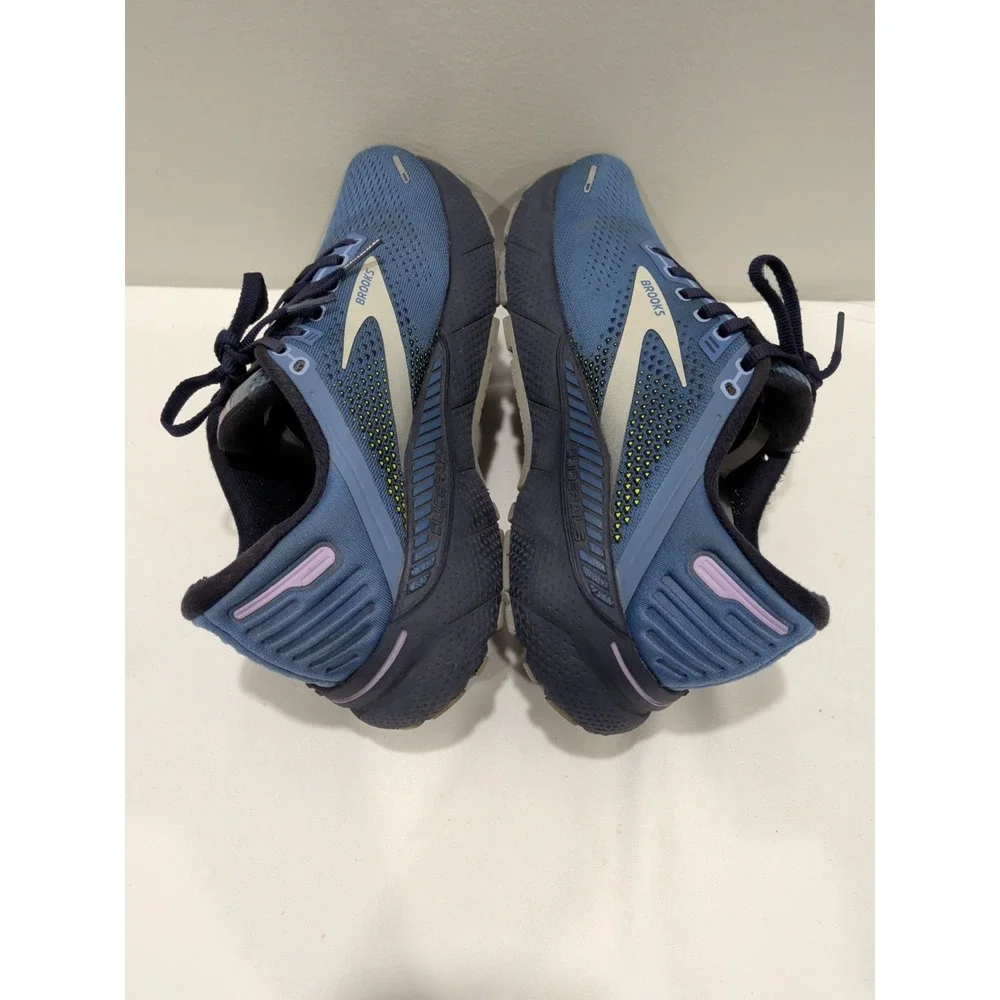 Brooks Adrenaline GTS 22 Womens Size 8.5 Running Shoes Blue/purple/nightlife